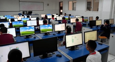 瓦力工廠機器人,專業成就未來!