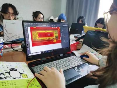 河南基層團建:鄭州輕工業大學開展返鄉大學生向社區(村)報到活動